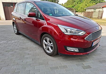 Ford Grand C-Max 1,5 EcoBoost 110kW Titanium Auto...