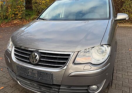 VW Touran Volkswagen Highline 7 Sitze
