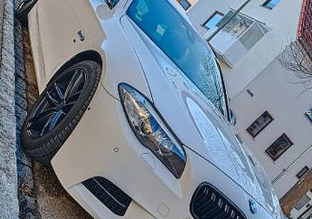 BMW M550d xDrive Touring A M
