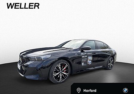 BMW 540d xDr. MSport AHK Pano DrAssPr PaAss+ adapLED
