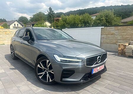 Volvo V60 Kombi R Design *Leder*R-Kamera*Top!