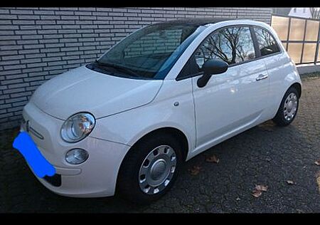 Fiat 500 mit Panoramadach - TÜV bis 2027