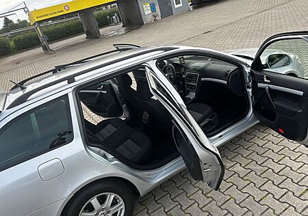 Skoda Octavia 1.8 TSI Ambiente Combi Ambiente