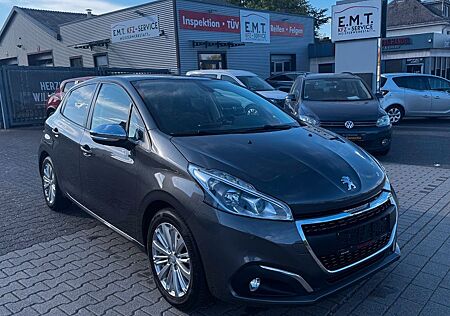 Peugeot 208 Signature *Navi *TÜV NEU