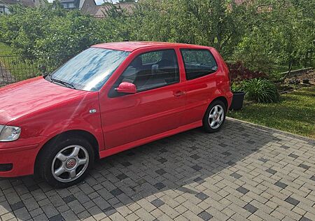 VW Polo Volkswagen 16V 6n1 AHK Klima