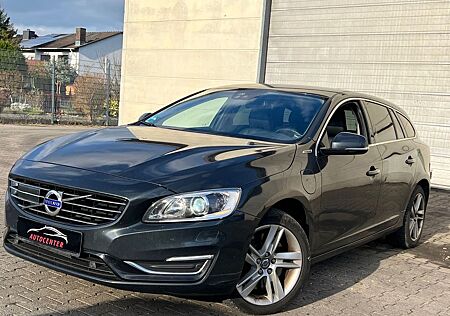 Volvo V60 D6 AWD DIESEL-PLUG-HYBRID|AUTOMATIK|LEDER|