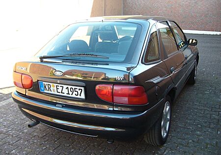 Ford Escort 1.6 Classic Classic