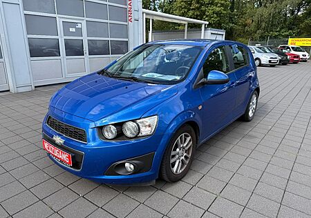 Chevrolet Aveo LTZ*TÜV NEU+WENIG KM+KLIMA+SH+SR/WR*