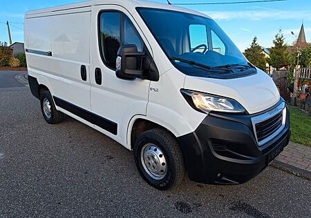 Peugeot Boxer Kasten 330 L1H1 Pro BlueHDi 110