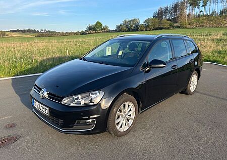 VW Golf Volkswagen VII 1.4 TSI 92kW LOUNGE Variant, AHK, Pano
