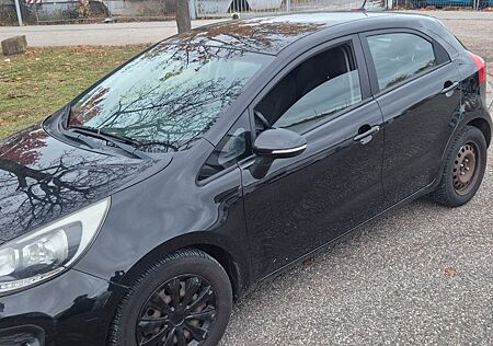 Kia Rio Spirit MIT KLIMAANLAGE