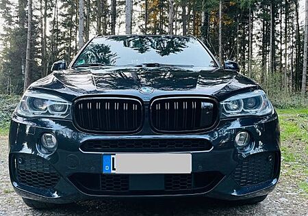 BMW X5 xDrive50i -(B&O)