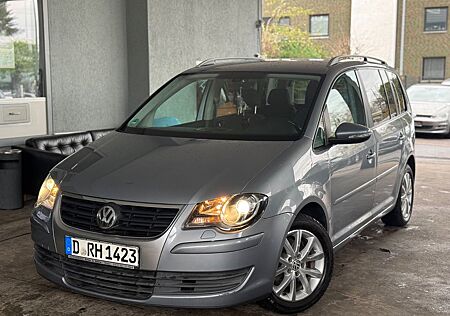 VW Touran Volkswagen Freestyle*NAVI*SHZ*PDC*MFL*7SITZER*