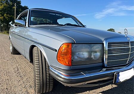 Mercedes-Benz CE 230 sehr schön, H-Zul., Gutachten 18500.- Eu