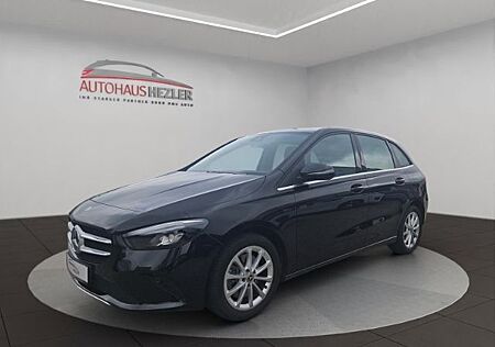 Mercedes-Benz B 250 E Panodach Navi Digitales Cockpit LED El.