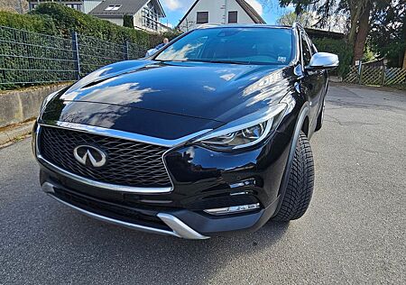 Infiniti QX30 2.2d DCT AWD Premium Tech Premium Tech