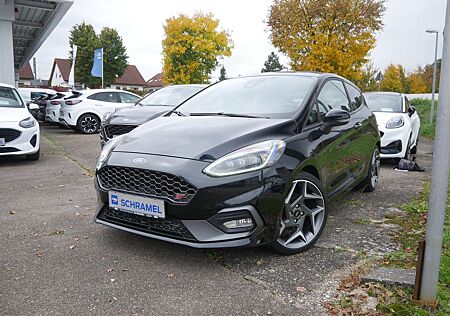 Ford Fiesta ST 1.5 EcoBoost SHZ KAMERA NAVI B&O LED