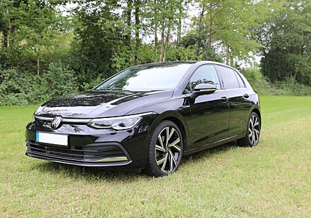 VW Golf Volkswagen 8, 2.0 TDI, Style, DSG, AHK, Garantie 06.27