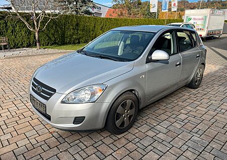 Kia ANDERE Ceed LX 1.4