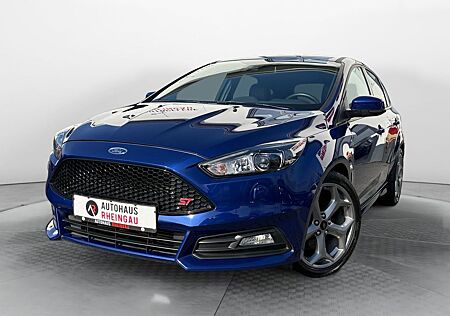 Ford Focus ST 2.0 EcoBoost BI-XENON NAVI LEDER-PAKET