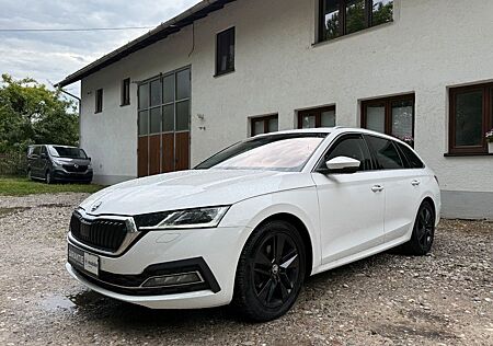 Skoda Octavia Combi First Edition / MATRIX / MEMORY