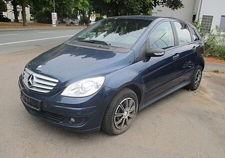 Mercedes-Benz B 170