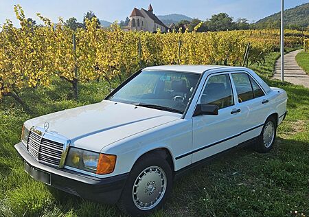 Mercedes-Benz 190 gebraucht kaufen Mercedes-Benz 190 von 1988 in einem Aussergewöhnlicher Zustan