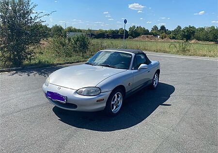 Mazda MX-5 1.6 TÜV, TOP
