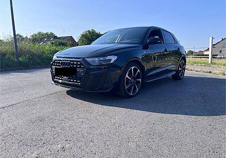 Audi A1 40 TFSI S tronic S line Sportback S line