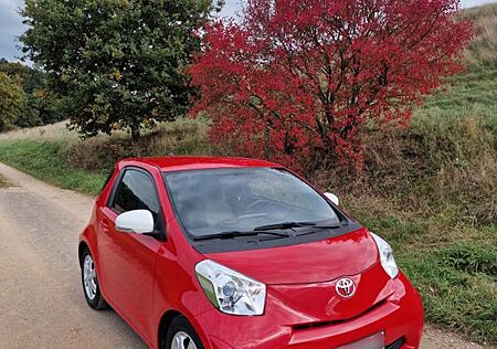 Toyota iQ gebraucht kaufen Toyota iQ 1,0-l-VVT-i -
