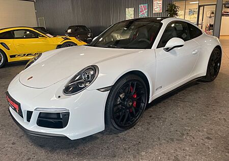 Porsche 911 Urmodell 911 Carrera 4 GTS