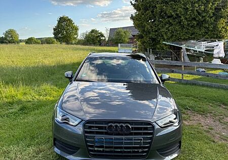 Audi A3 2.0 TDI quattro S tronic S line, Pano