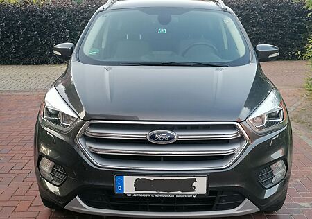 Ford Kuga 2,0 TDCi 2x4 110kW Titanium Titanium