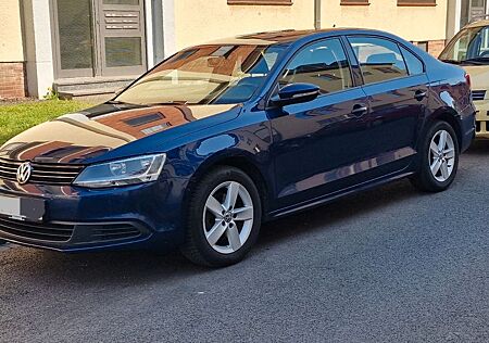 VW Jetta Volkswagen 1.4 TSI 90 kW Comfortline Comfortline