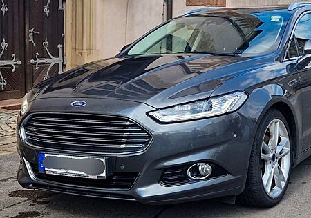 Ford Mondeo 2,0 TDCi 132kW Titanium, Top-Ausstattung