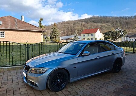 BMW 320i LCI M-Paket (TÜV 06/27)