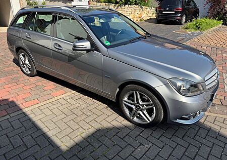 Mercedes-Benz C 180 -T Kombi Automatik Avantgarde blue efficien