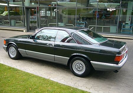 Mercedes-Benz 560 - 220 KW ( 299 PS ) - Emotion wird Realität