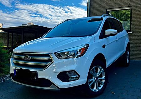 Ford Kuga 1,5 EcoBoost 2x4 110kW SYNC Edition SYN...