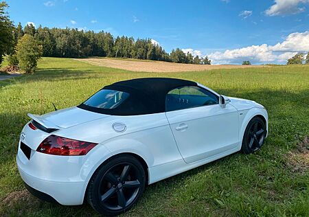 Audi TT Roadster 2.0 TFSI - S-LINE