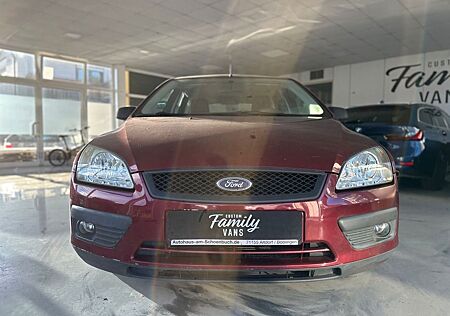 Ford Focus Turnier Trend+ZAHNRIEMEN UND KUPPLUNG NEU