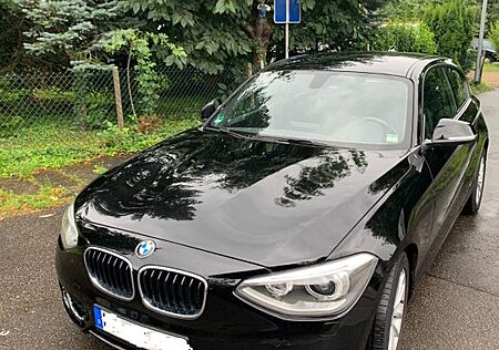 BMW 116i - Top Zustand, M Lenkrad