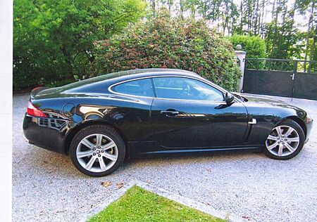 Jaguar XK 3.5L V8 Coupé -