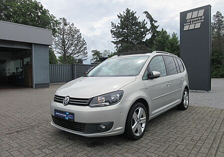 VW Touran Volkswagen 1.4TSI CUP+ NAVI PANO STANDH. AHK 17"