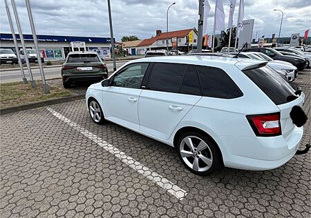 Skoda Fabia 1.2l TSI DSG 81kW Joy Combi Joy