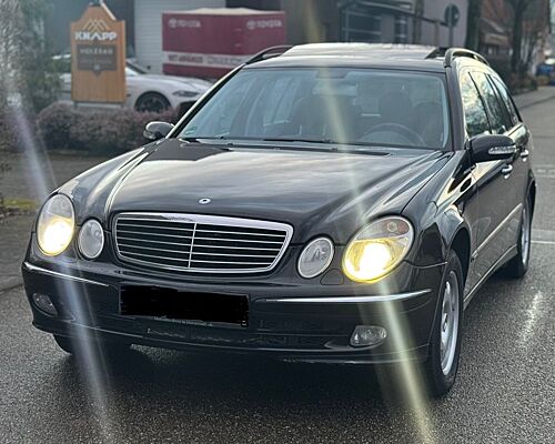 Mercedes-Benz E 320 T AVANTGARDE|AUTOMATIK |VAA|
