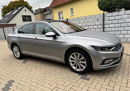VW Passat Volkswagen 1.5 TSI OPF Elegance