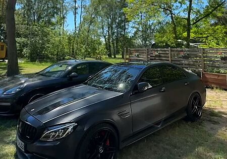 Mercedes-Benz C 63 AMG Mercedes-AMG C 63 S Mercedes-AMG S