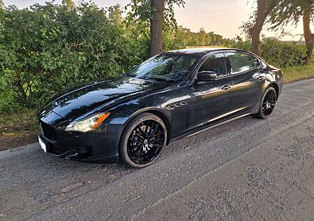 Maserati Quattroporte 3.8 V8 GTS Automatik GTS