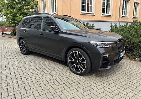 BMW X7 xDrive 40 d M Sport/DrivePro/HarmanKardon/22"